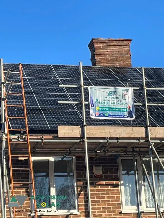 Solar PV project by Alta Vision Solar: 5kW System in Woodford Green